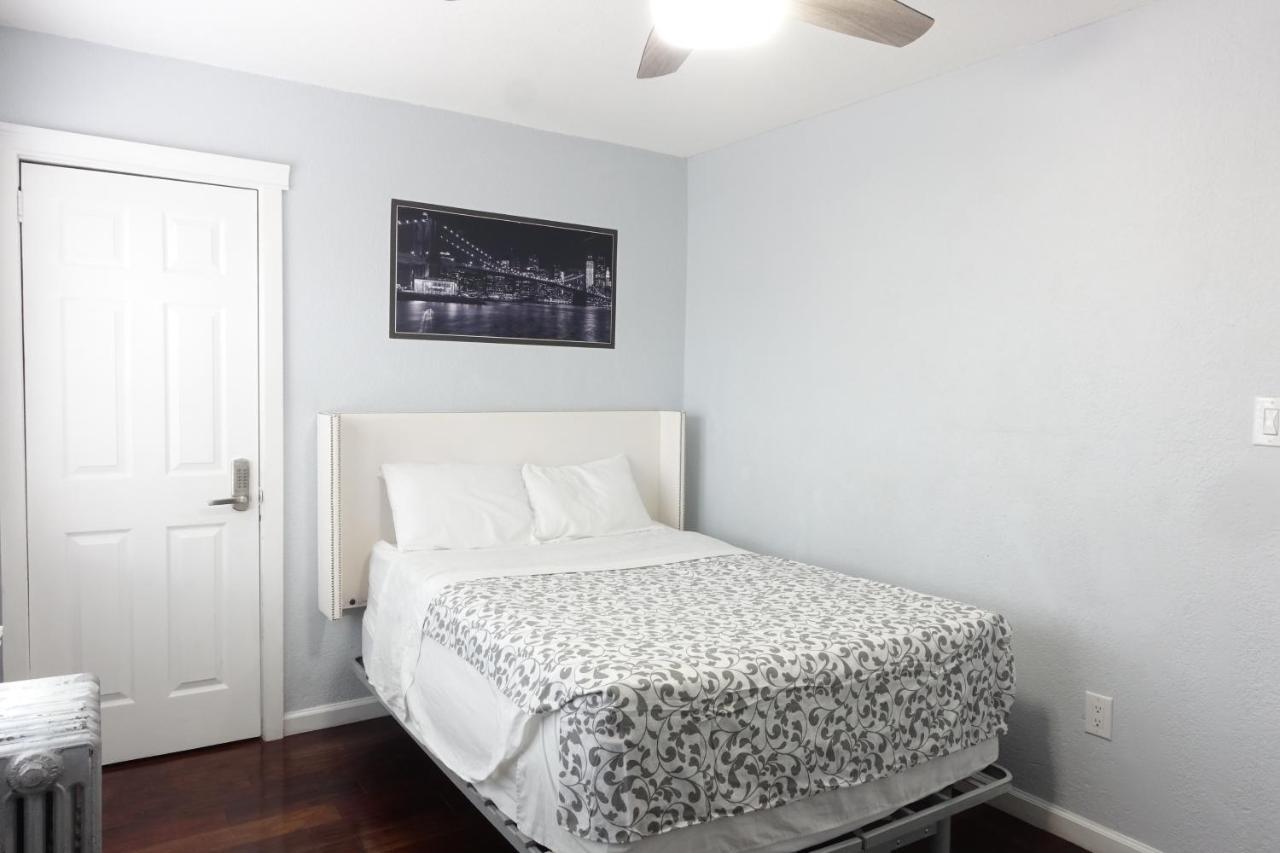 Holiday home To Visit Nyc+hot Tub+ewr Airport+free Parking