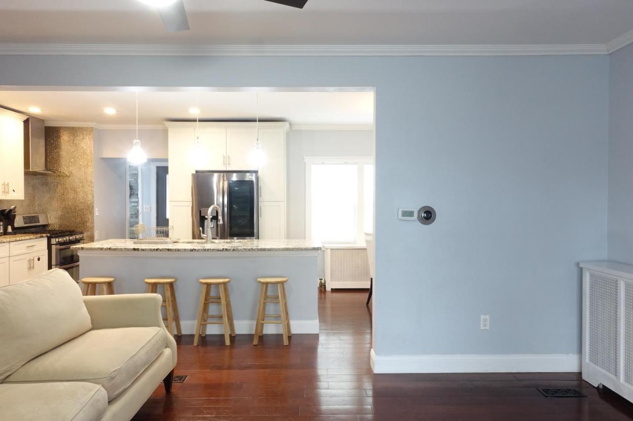 To Visit Nyc+hot Tub+ewr Airport+free Parking