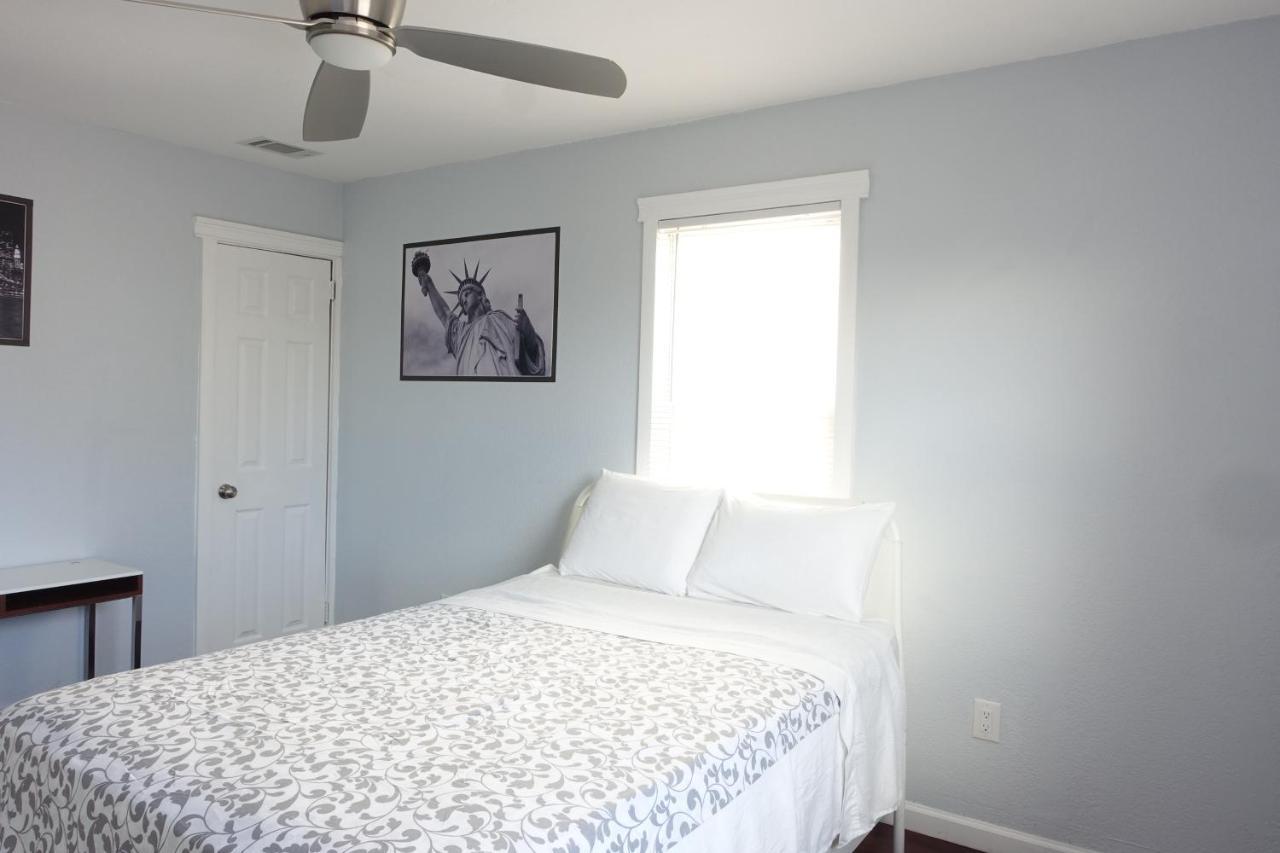 To Visit Nyc+hot Tub+ewr Airport+free Parking