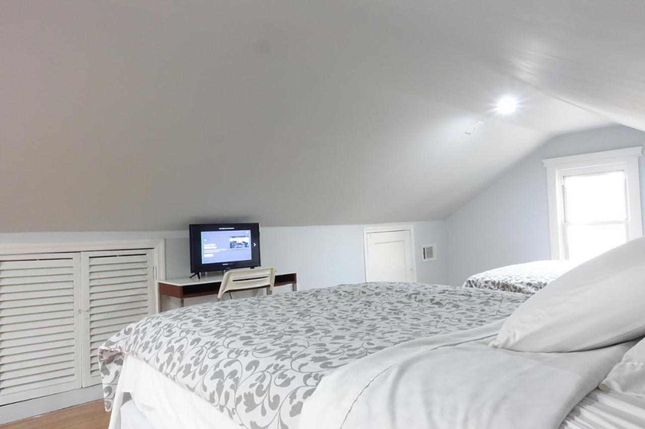 To Visit Nyc+hot Tub+ewr Airport+free Parking Holiday home Hillside
